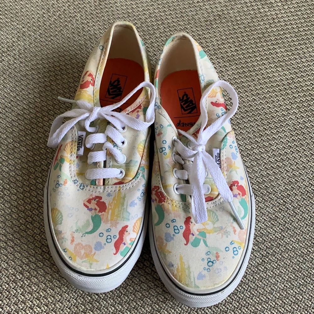 Vans off the Wall youth 2.5 Little Mermaid sneaker brand NIB